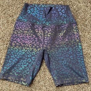 [Zyia] Cheetah Biker Shorts